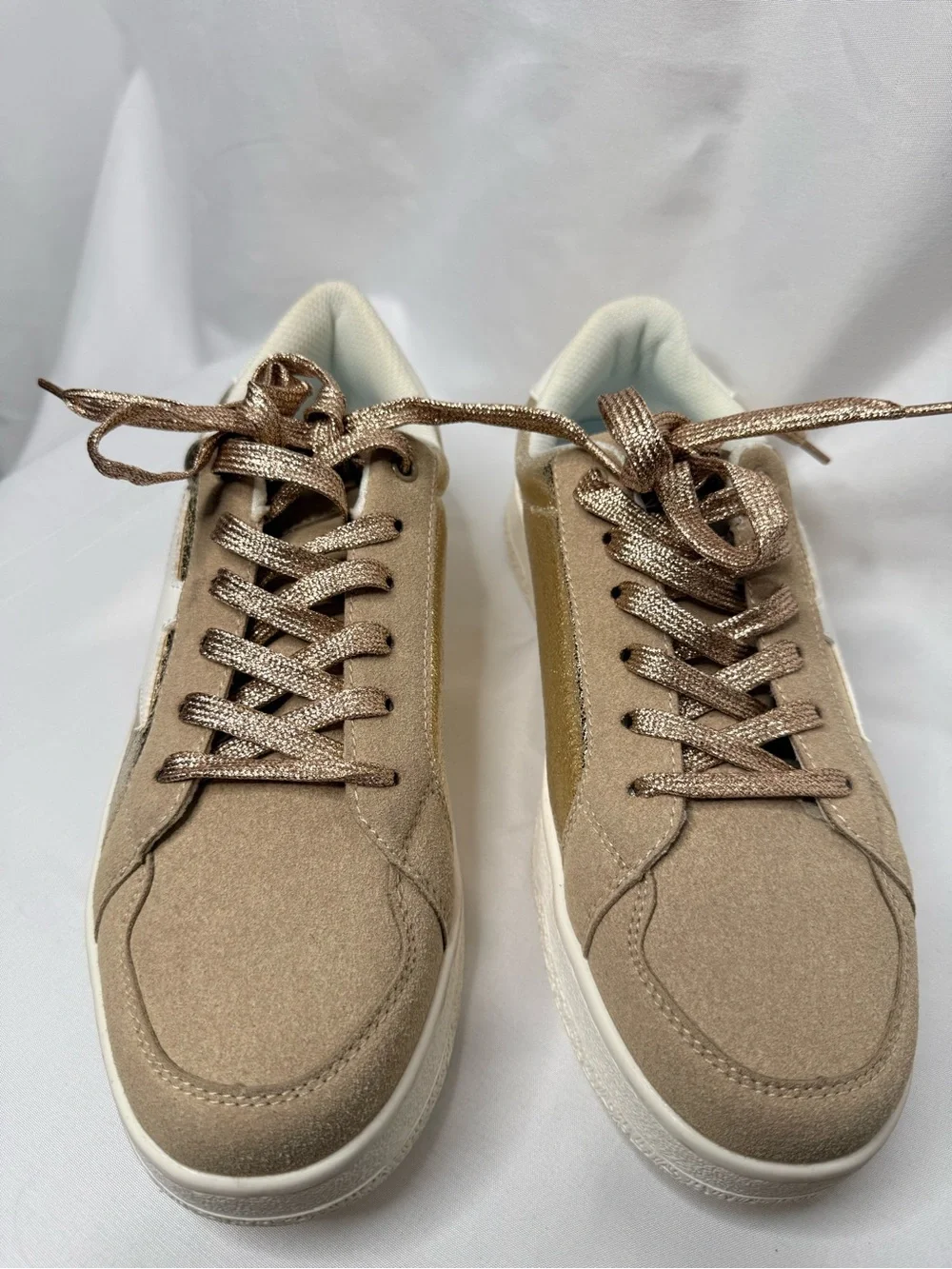 Niluber Gold Star Sneakers - Size 10 (No Tags)
